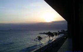 Maravilhoso apartamento 2 quartos com ofurô Porto da Barra Salvador Summer Barra Flat
