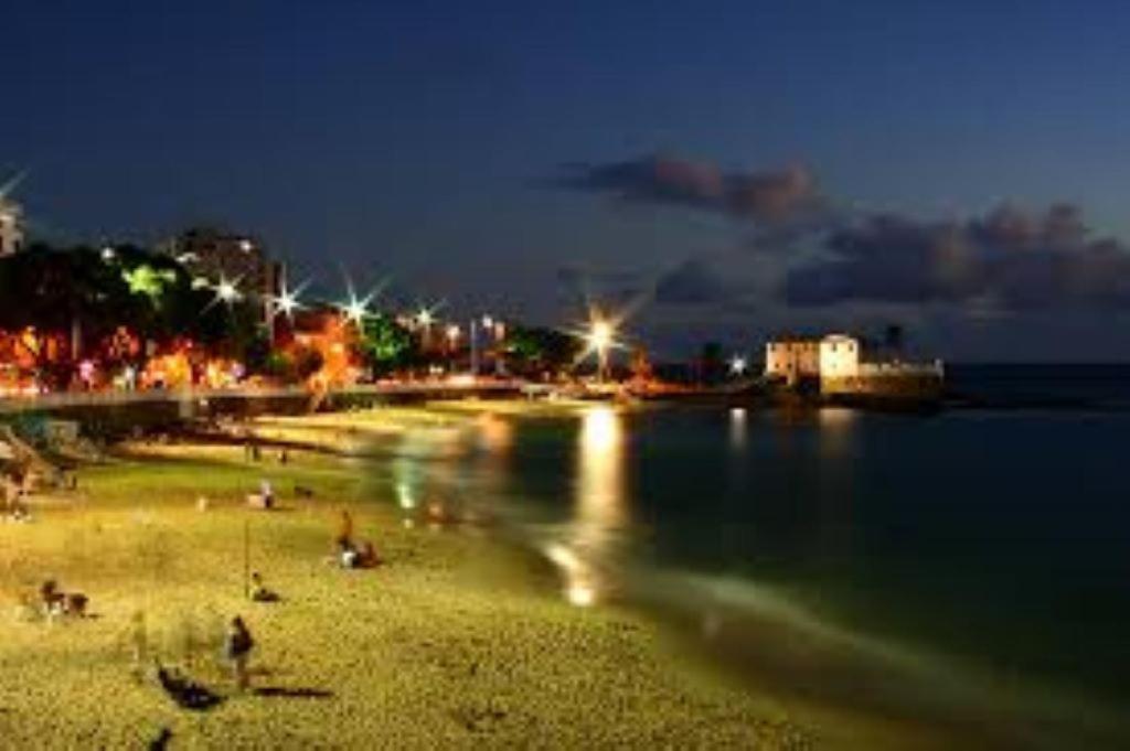 Maravilhoso apartamento 2 quartos com ofurô Porto da Barra Salvador Summer Barra Flat Exterior foto